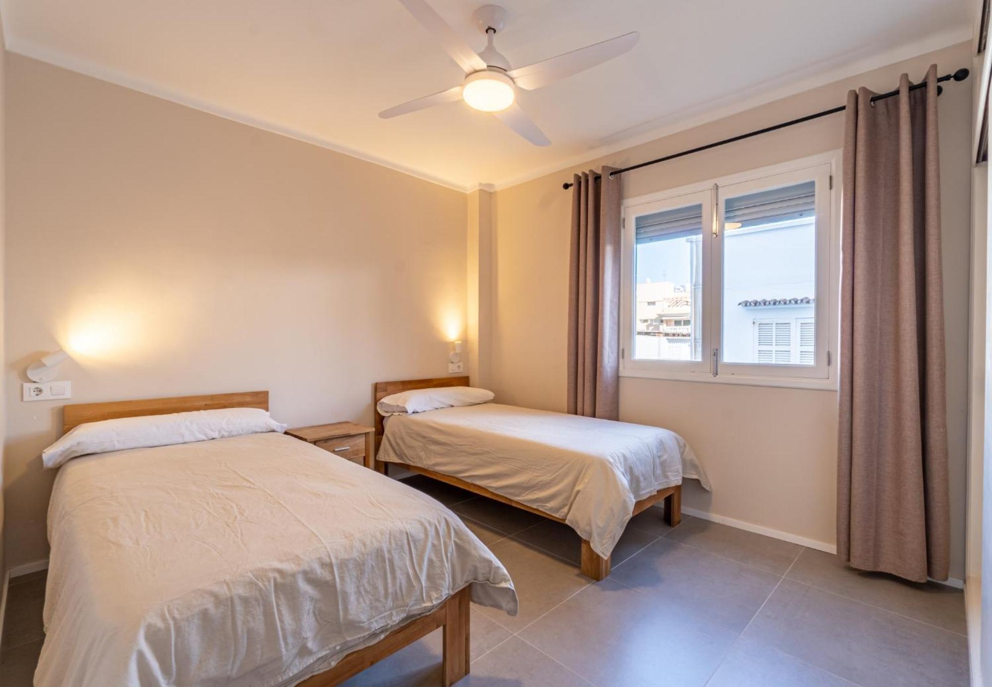 Apartamento Ponent 8 カラ・ラトハダ エクステリア 写真